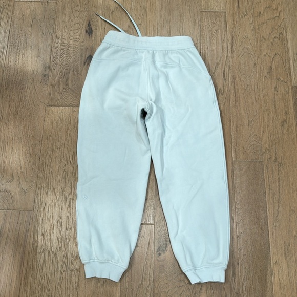 Lululemon Scuba Relaxed-Fit High-Rise Jogger Powder Blue Size 4 - Picture 10 of 16